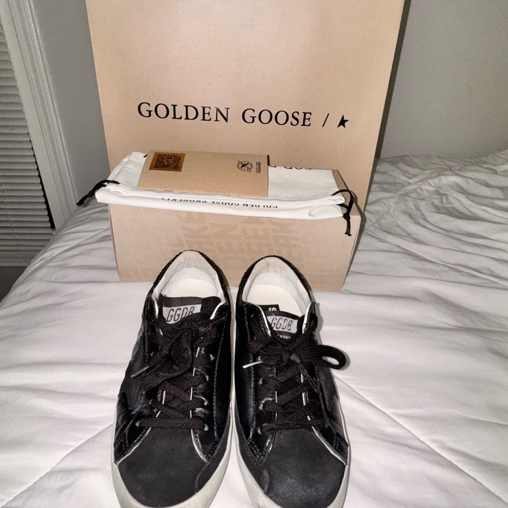 Golden Goose Black and White Men's Sneakers